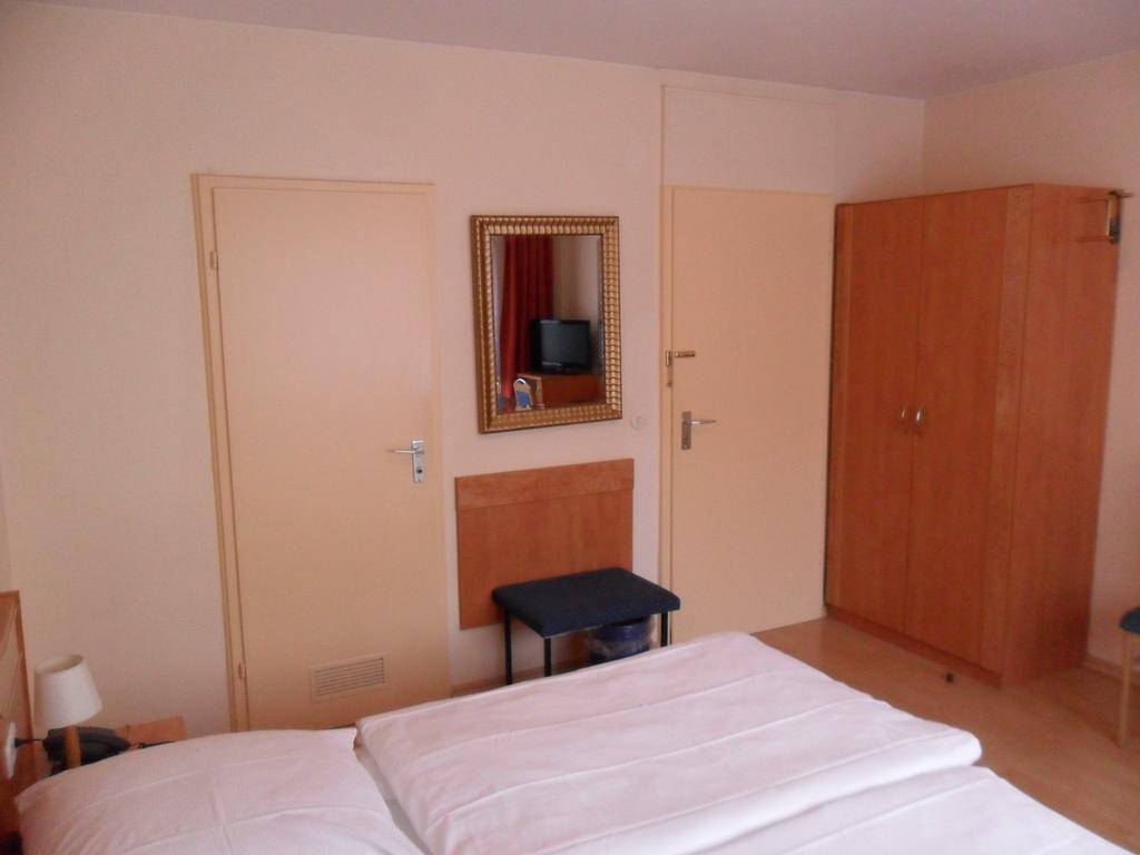 Hotel Europa Pforzheim Quarto foto